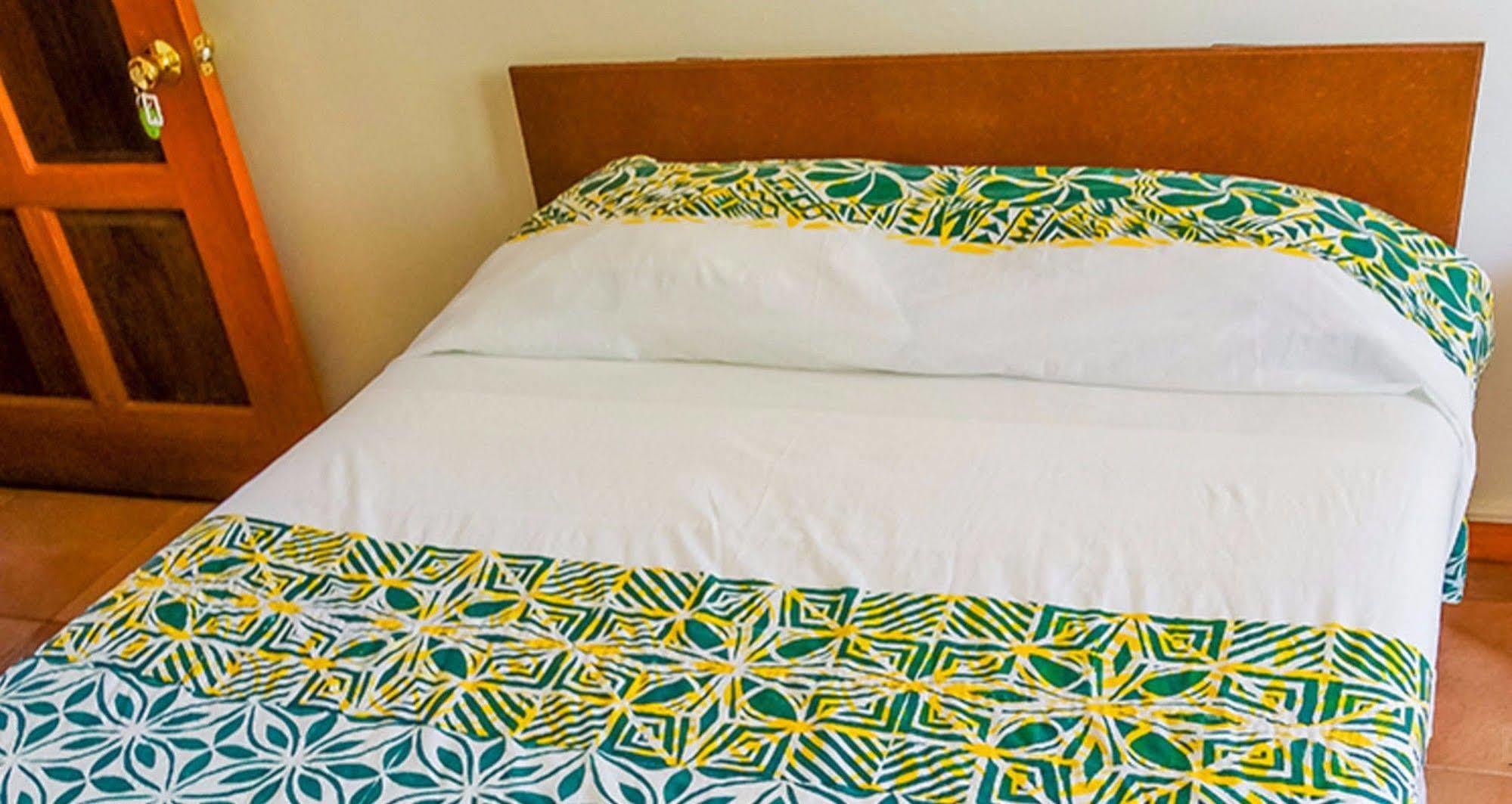 Lynn'S Getaway Hotel Apia Zewnętrze zdjęcie